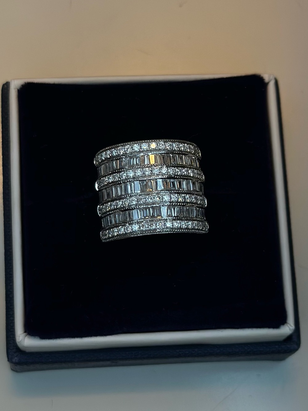 EFFY 14K White Gold 7-Row Diamond Band Ring Size 6